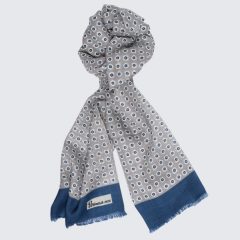 Petronius 1926 - Makrómintás sál szürke